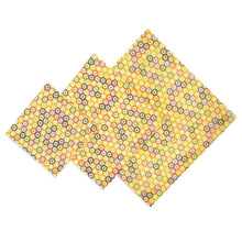 Charger l&#39;image dans la galerie, Lots de 3 emballages réutilisables motif alvéoles colorées( petit, moyen et grand ) par Made by Bees
