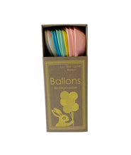 Charger l&#39;image dans la galerie, Kit de 12 ballons avec 9 de couleurs vives et 3 ballons confettis par La Fée Raille
