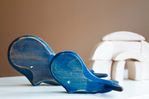 Baleine bleue - Figurine en bois - Animaux du Québec - Atelier Saint-Cerf 